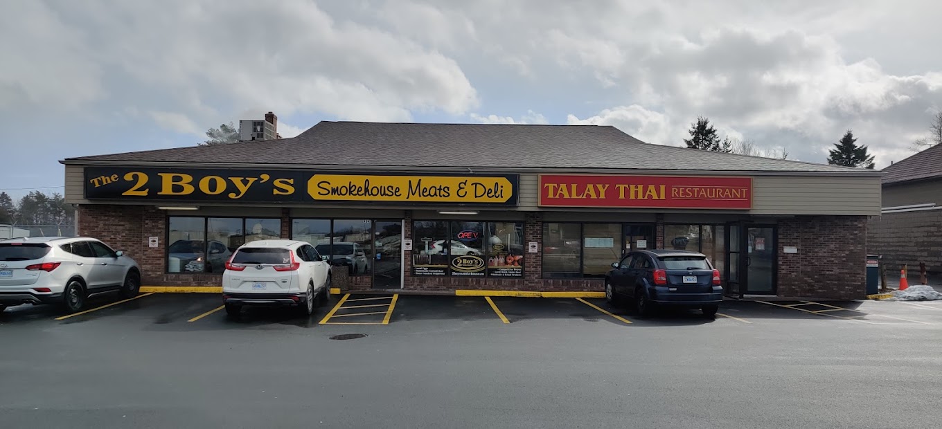 2 Boys Smokehouse and Deli